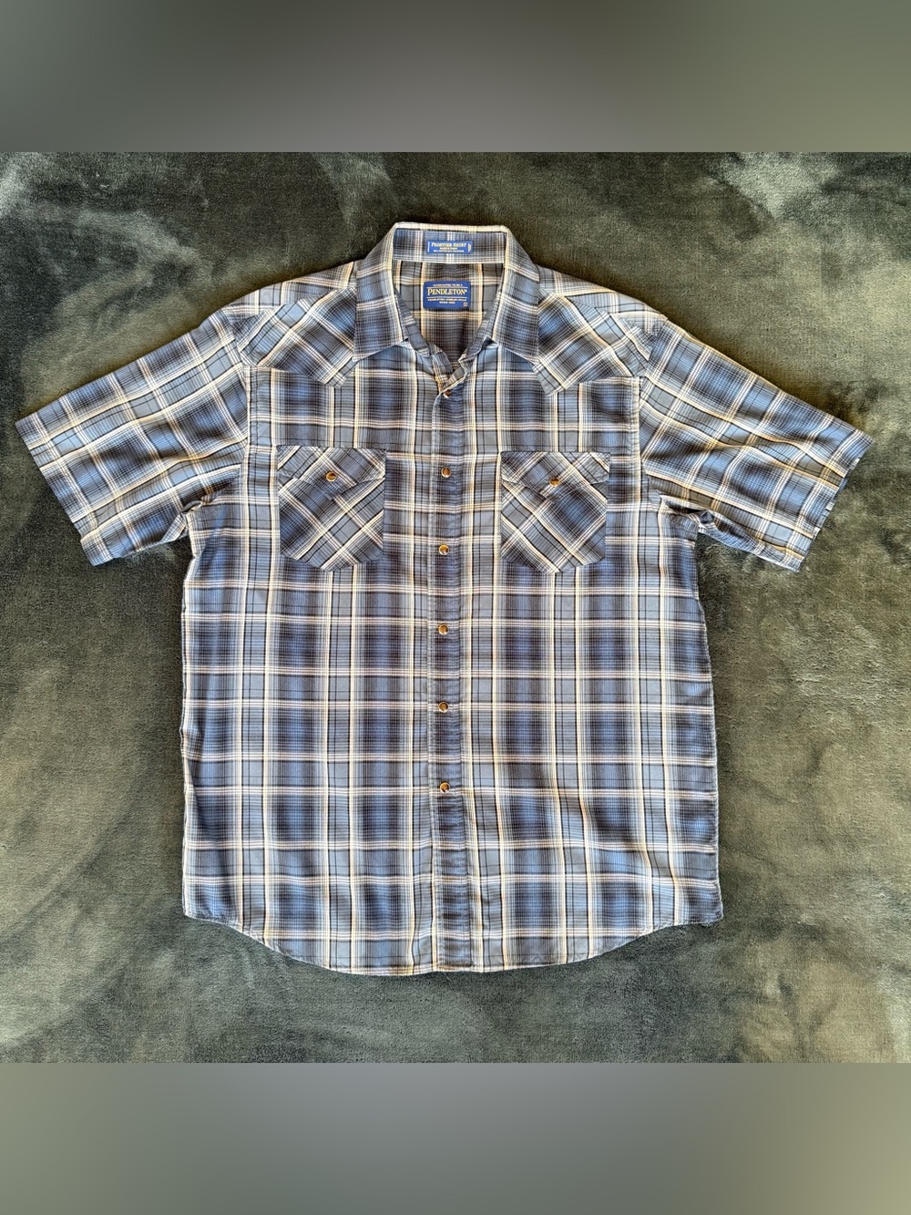 Pendleton Frontier Men’s Western Plaid Pearl Snap Short Sleeve Shirt Large